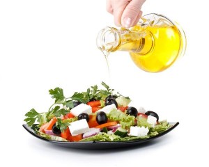 greek-salad-mediterranean-diet