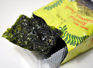 trader-joe-roasted-seaweed